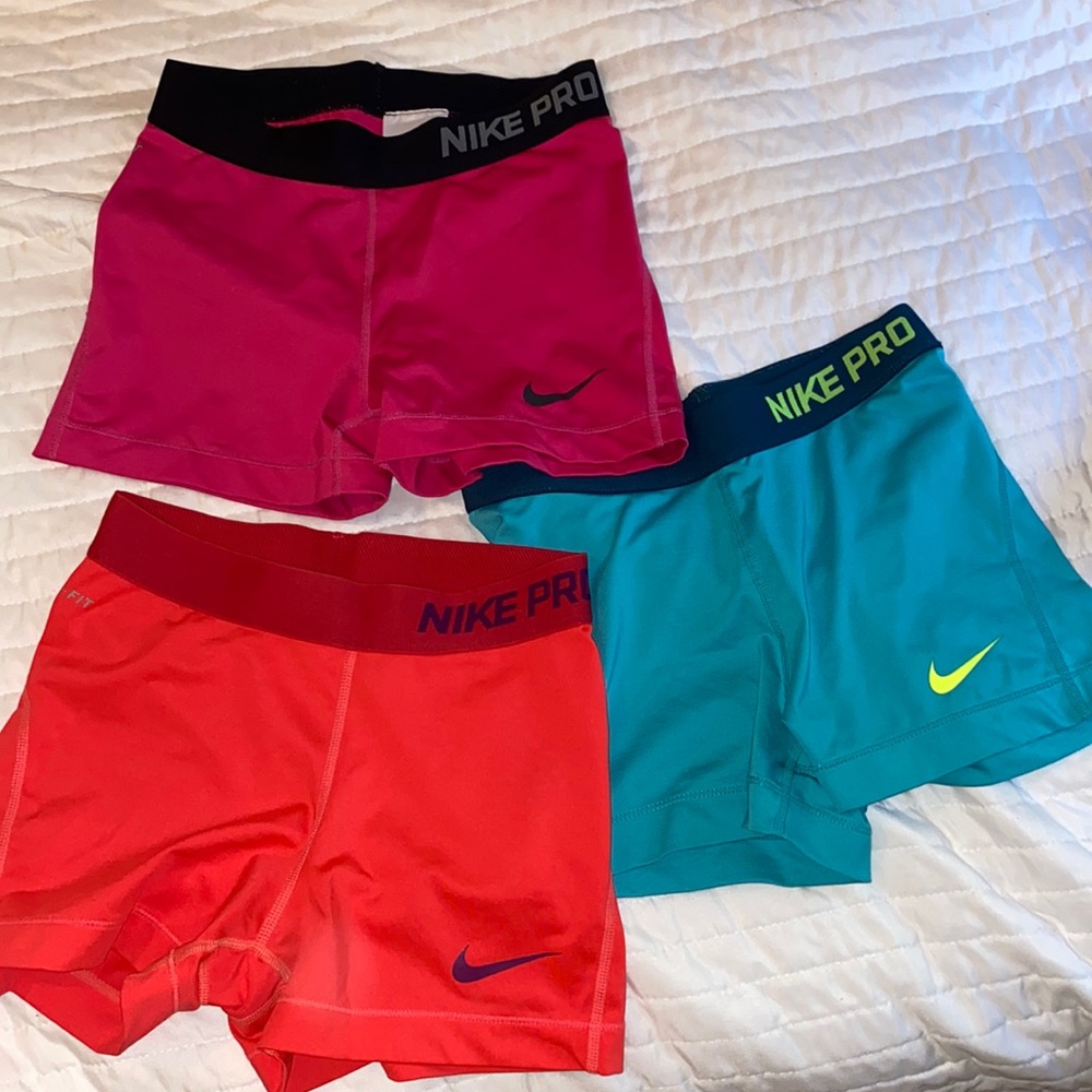 Nike pro bundle